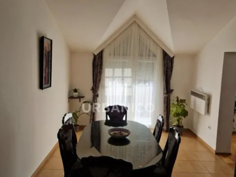 Izdavanje, dvosoban stan, 115m², Tološi, Podgorica - image 3