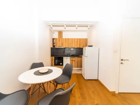 Izdavanje, jednosoban stan, 60m², Stara Varoš, Podgorica - image 4