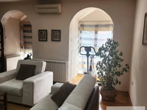 Izdavanje, trosoban stan, 130m², Telep, Novi Sad Sve Podlokacije - image 36