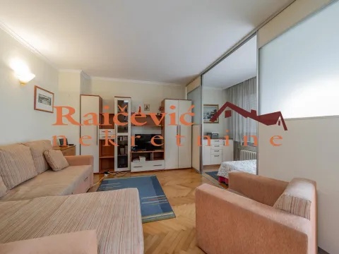 Rent, one bedroom apartment, 43m², Čukarica, Beograd - image 2
