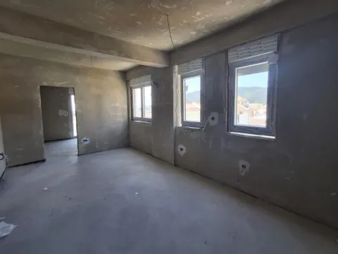 Prodaja, jednosoban stan, 38m², Lazi, Budva - image 2