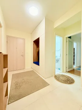 Rent, three bedroom apartment, 94m², Central Point, Podgorica - image 3