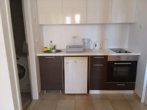 Izdavanje, jednosoban stan, 58m², Bečići, Budva - image 6