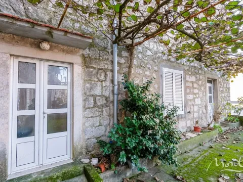 Prodaja, kuća, 126m², Kostanjica, Kotor - image 10