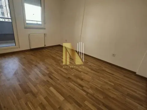 Prodaja, četvorosoban stan, 95m², Avijatičarsko naselje, Novi Sad Sve Podlokacije - image 17