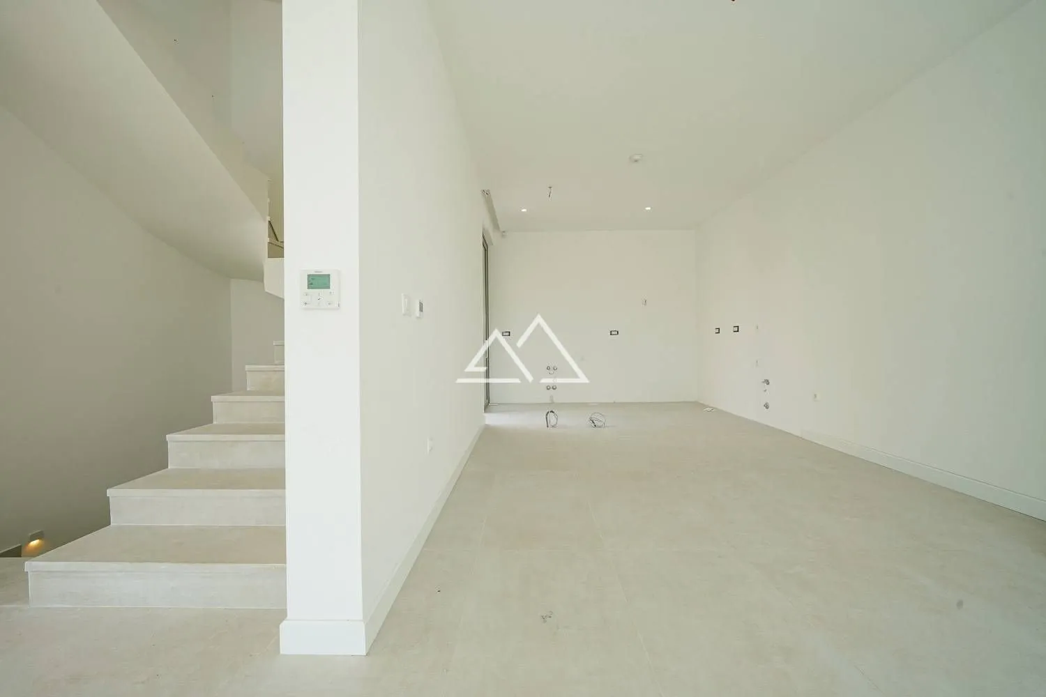 Prodaja, kuća, 286m², Tivat, Crna Gora