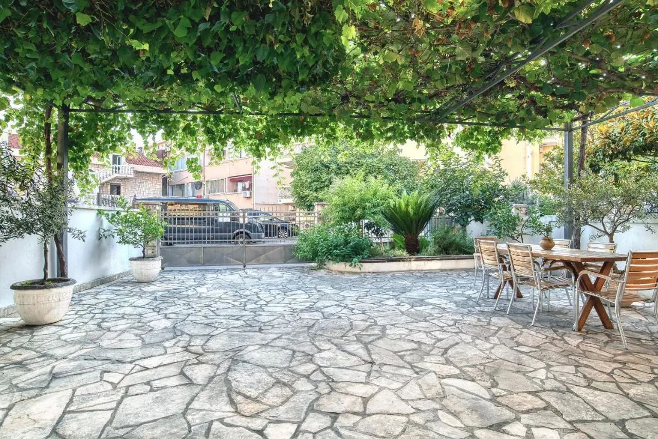 Sale, house, 487m², Budva, Crna Gora