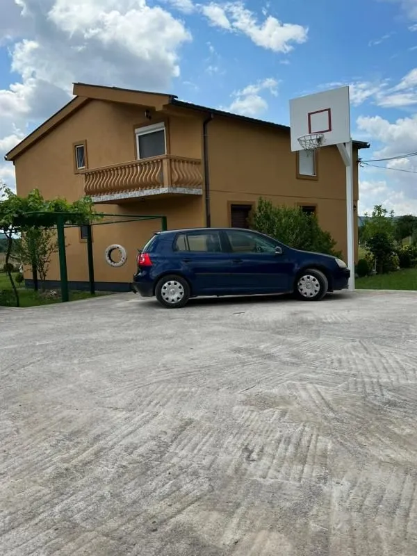 Sale, four bedroom apartment, 290m², Danilovgrad, Crna Gora