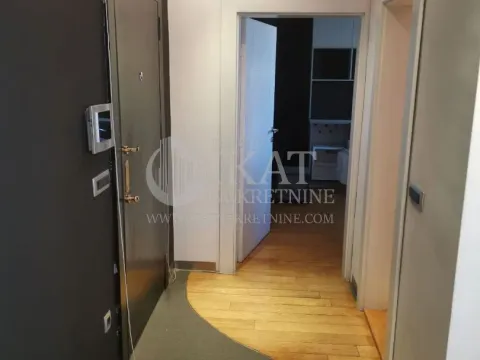 Izdavanje, poslovni prostor, 70m², Stari Grad, Beograd - image 11