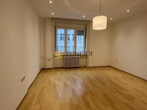 Prodaja, trosoban stan, 112m², Centar, Novi Sad - image 3