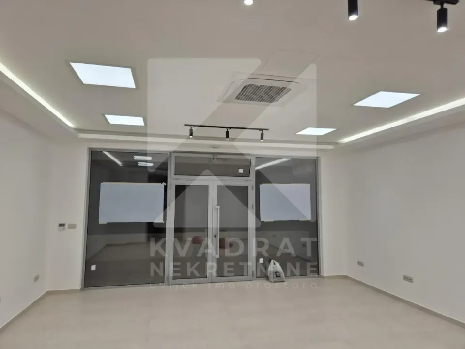 Izdavanje, poslovni prostor, 46m², Zabjelo, Podgorica