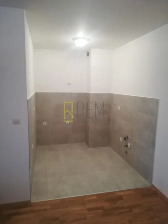 Rent, two bedroom apartment, 70m², Stari Aerodrom, Podgorica