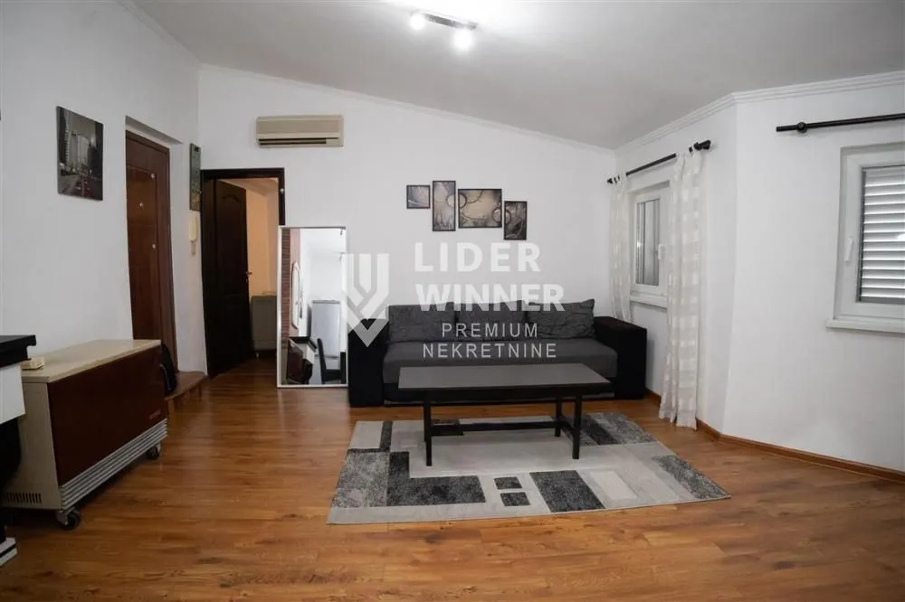 Sale, one bedroom apartment, 46m², Stari Grad, Beograd