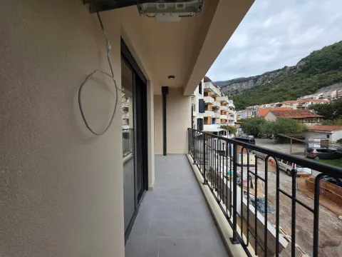 Prodaja, trosoban stan, 114m², Budva, Crna Gora - image 21