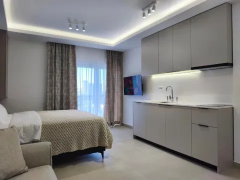 Prodaja, trosoban stan, 90m², Šušanj, Bar - image 3
