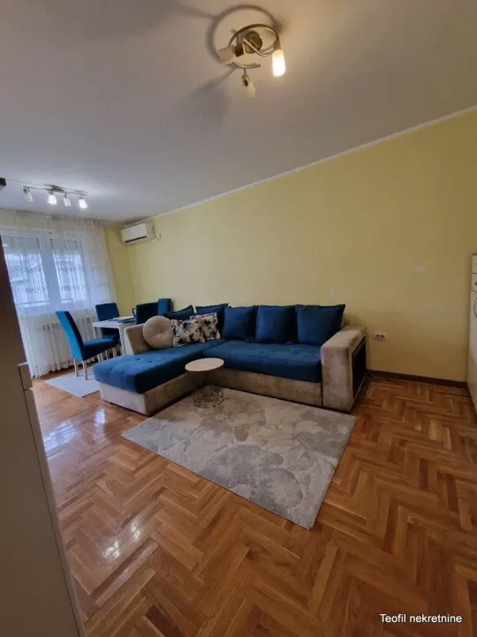 Rent, one bedroom apartment, 40m², Žarkovo, Beograd