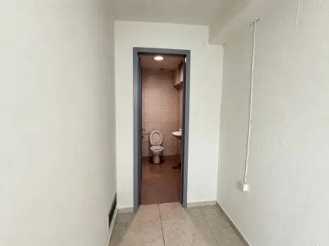 Rent, office space, 189m², Stari Aerodrom, Podgorica - image 4
