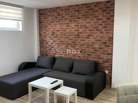 Rent, two bedroom apartment, 75m², Pantelej, Niš - image 3