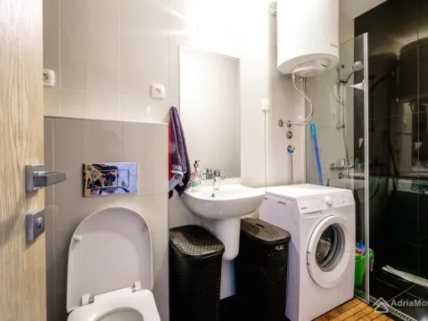 Prodaja, dvosoban stan, 68m², Kostanjica, Kotor - image 12