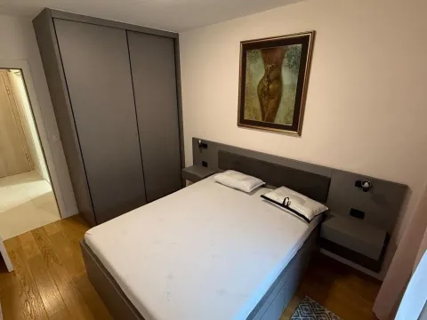 Izdavanje, jednosoban stan, 53m², Central Point, Podgorica - image 6