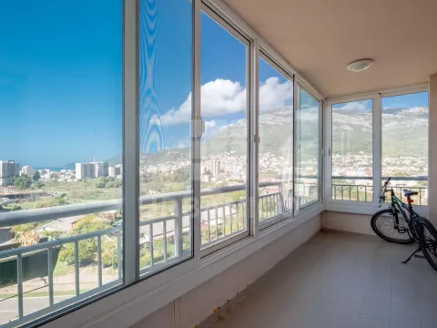 Prodaja, dvosoban stan, 69m², Centar, Bar - image 4