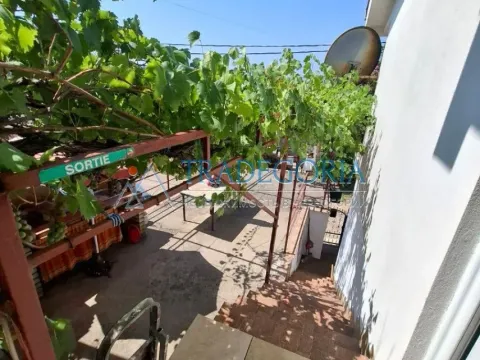 Prodaja, kuća, 115m², Dobra Voda, Bar - image 17