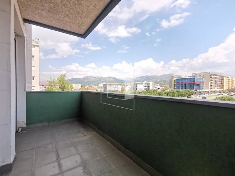 Rent, three bedroom apartment, 88m², Stari Aerodrom, Podgorica