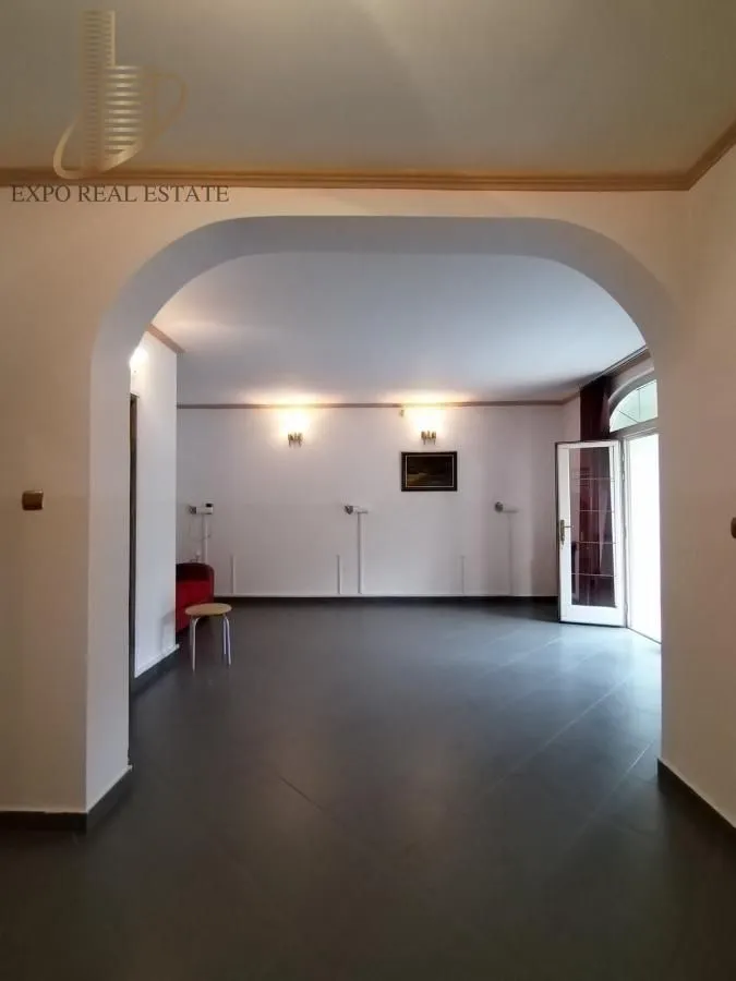 Rent, office space, 750m², Telep, Novi Sad Sve Podlokacije