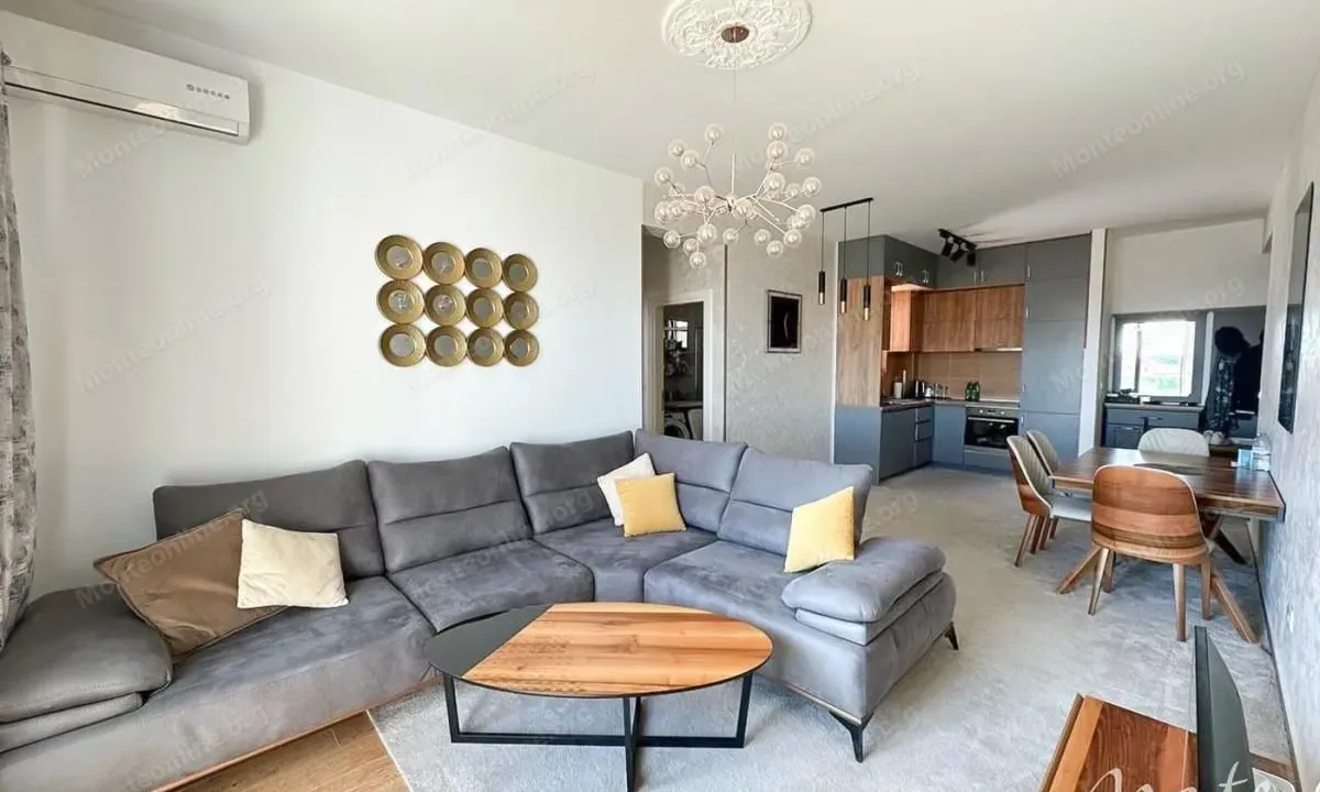 Prodaja, dvosoban stan, 81m², Bečići, Budva