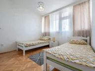 Izdavanje, dvosoban stan, 74m², Stara Varoš, Podgorica - image 9