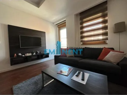 Stan in Novi Beograd Blok 67