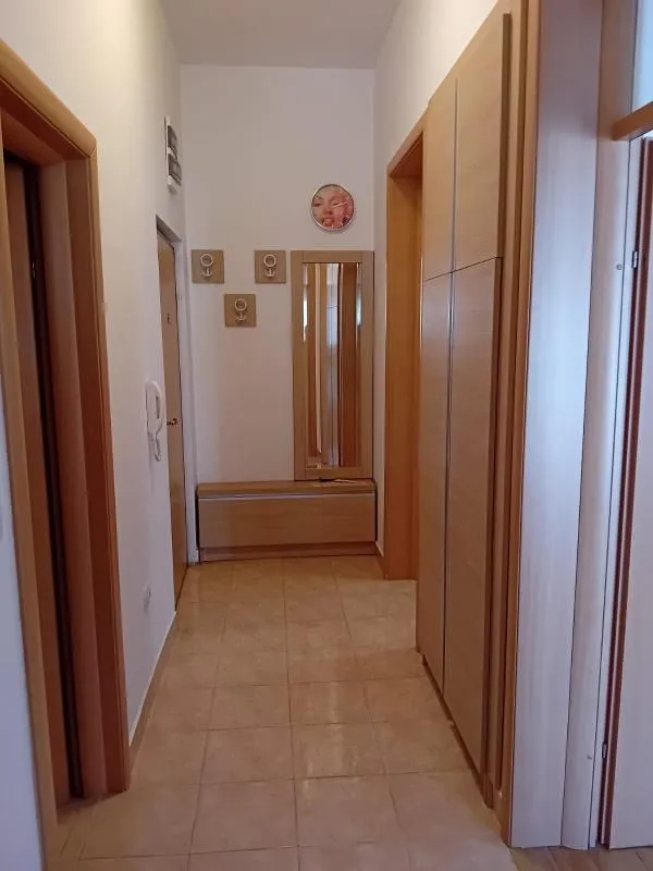 Prodaja, jednosoban stan, 62m², Bar, Crna Gora