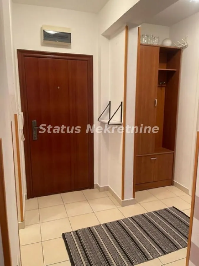 Rent, one bedroom apartment, 39m², Rotkvarija, Novi Sad Sve Podlokacije
