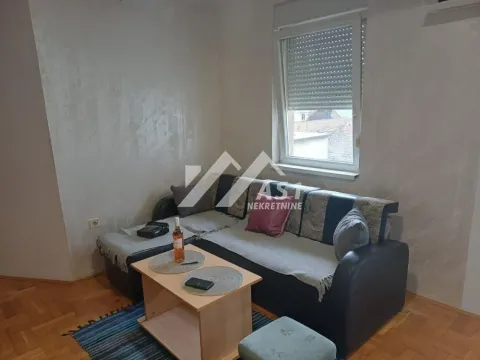 Izdavanje, jednosoban stan, 43m², Centar, Novi Sad - image 2