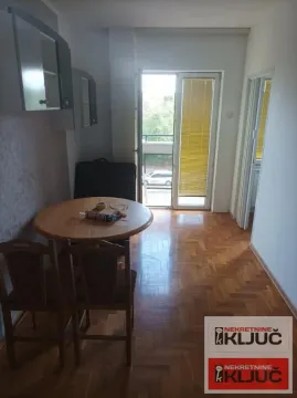Izdavanje, jednosoban stan, 30m², Bulevar Evrope, Novi Sad Sve Podlokacije - image 14