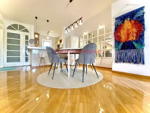 Sale, house, 257m², Filmski Grad, Beograd - image 12