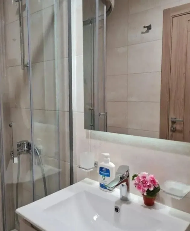 Rent, office space, 25m², Master Kvart, Podgorica