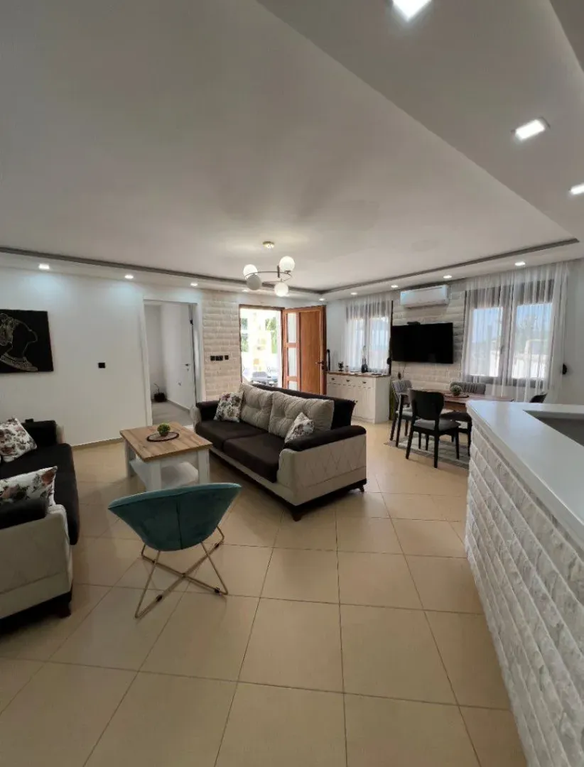 Rent, house, 80m², Bar, Crna Gora