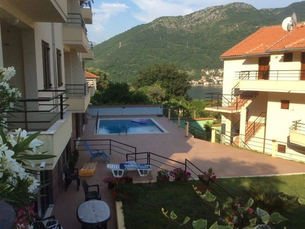 Prodaja, jednosoban stan, 72m², Kamenari, Herceg Novi