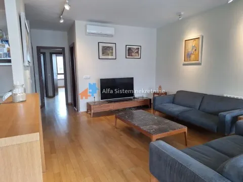 Izdavanje, trosoban stan, 102m², Vračar Hram, Vračar Sve Podlokacije - image 4