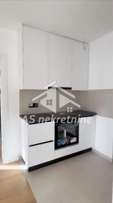 Izdavanje, stan, 66m², Čukarica, Beograd