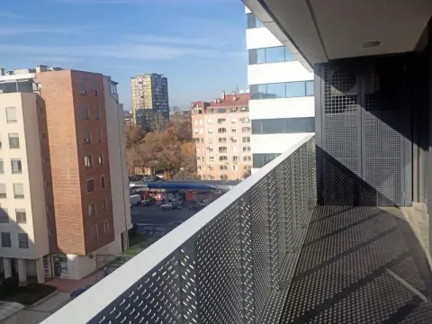 Izdavanje, trosoban stan, 77m², Novi Beograd Sve Podlokacije, Beograd - image 4