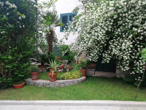 Sale, house, 285m², Budva, Crna Gora - image 12