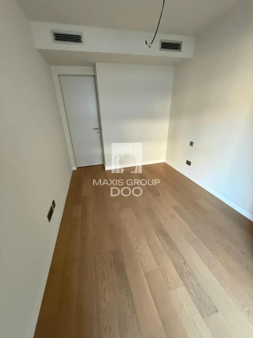 Izdavanje, trosoban stan, 73m², Novi Beograd Blok 65, Novi Beograd Sve Podlokacije