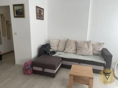 Rent, two bedroom apartment, 54m², Stari Grad, Beograd - image 2