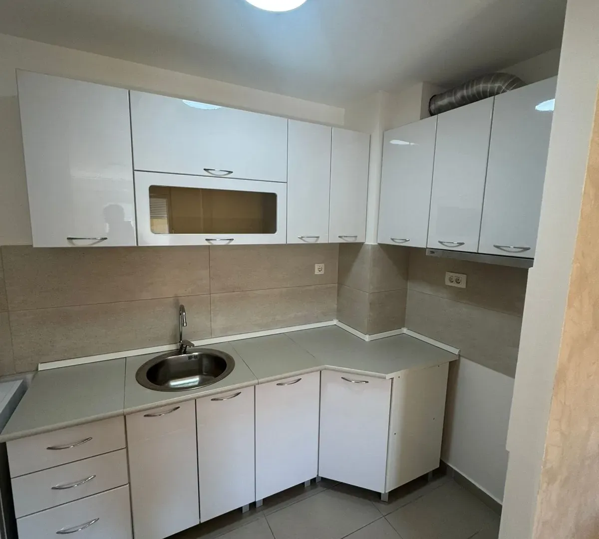 Izdavanje, jednosoban stan, 48m², Zabjelo, Podgorica