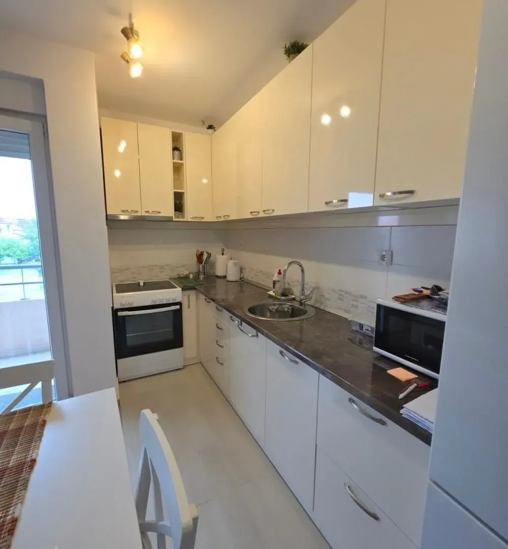 Prodaja, trosoban stan, 56m², Zemun Sve Podlokacije, Beograd