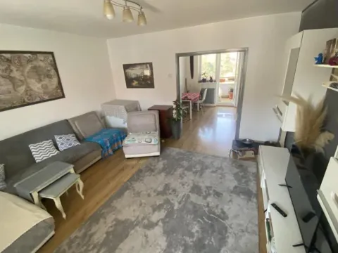 Prodaja, trosoban stan, 79m², Čukarica, Beograd - image 2