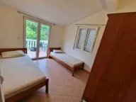 Rent, two bedroom apartment, 72m², Kalimanj, Tivat - image 9