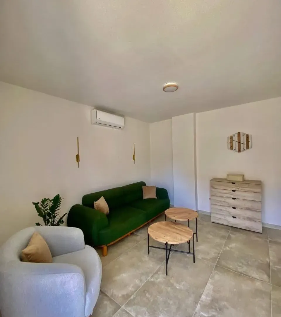 Rent, two bedroom apartment, 71m², Tivat, Crna Gora